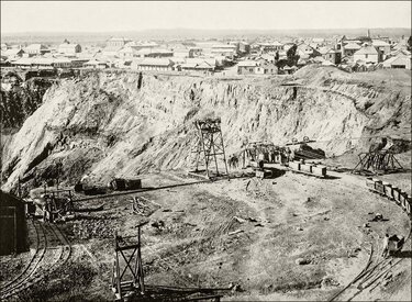 Storia dei diamanti: mina di diamanti in Sudafrica nel 1920