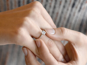 Anello di Fidanzamento Classic 4 in platino 950/- con diamante da laboratorio 0,75ct E/VS