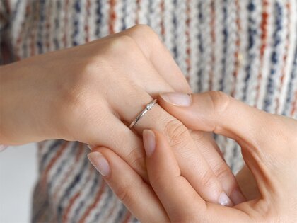 Anello di Fidanzamento Melody in 14K oro bianco con diamante 0,05ct H/SI