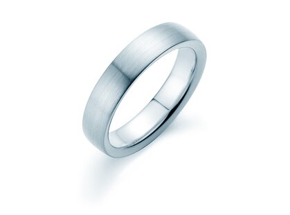 Anello per uomo Infinity 5mm in platino 950/- opaco