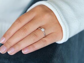 Anello di Fidanzamento Classic 6 in platino 950/- con diamante da laboratorio 0,50ct E/VS