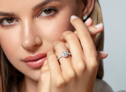 Anello di Fidanzamento Pure Infinity in platino