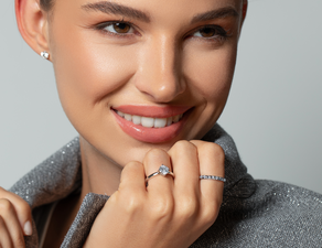 Anello di Fidanzamento Trinity in 14K oro bianco lucido