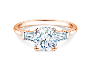 Anello di Fidanzamento Round Brilliant Tapered Baguette  in oro rosa