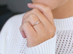 Anello di Fidanzamento 3 Stones in 14K oro rosa con diamanti 0,20ct G/SI
