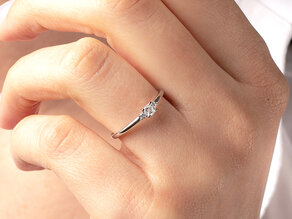 Anello di Fidanzamento Vivid Petite Cushion Cut