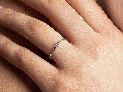 Anello di Fidanzamento Vivid Petite Diamond in 14K oro giallo con diamanti 0,10ct G/SI