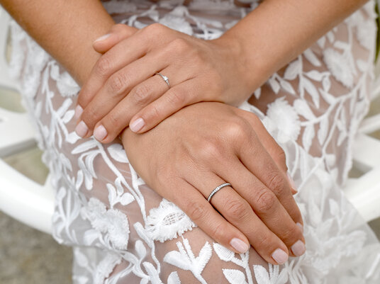Anello di Fidanzamento Vivid Petite Diamond in platino