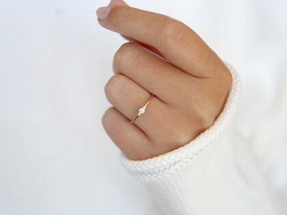 Anello di Fidanzamento  in 9K oro rosa con diamanti 0,10ct G/SI