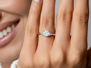 Anello di Fidanzamento Vivid Diamond in oro rosa