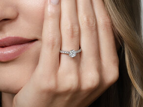 Anello di Fidanzamento Classic Pavé in 18K oro bianco con diamanti 0,70ct G/SI