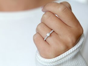 Anello di Fidanzamento Classic Pavé in 18K oro giallo con diamanti 0,60ct G/SI