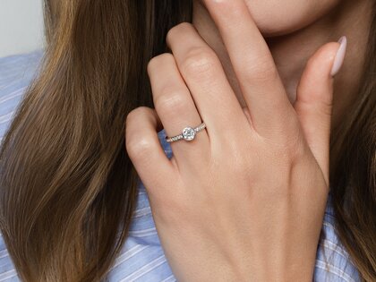 Anello di Fidanzamento Eternal Pavé in 14K oro bianco con diamanti 0,70ct G/SI