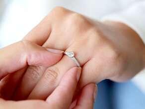 Anello di Fidanzamento Eternal Pavé in 14K oro bianco con diamanti 0,40ct G/SI