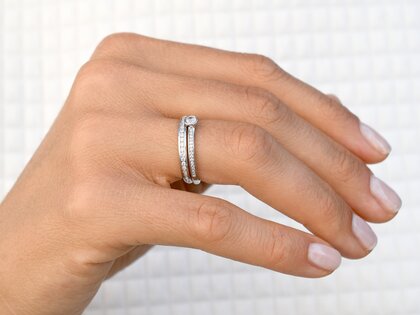 Anello di Fidanzamento Eternal Pavé in 18K oro bianco con diamanti 0,25ct G/SI