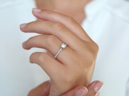 Anello di Fidanzamento Grace in 18K oro bianco con diamanti 0,70ct G/SI