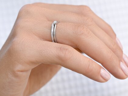 Anello di Fidanzamento Classic 4 in 18K oro bianco con diamante 0,10ct H/SI
