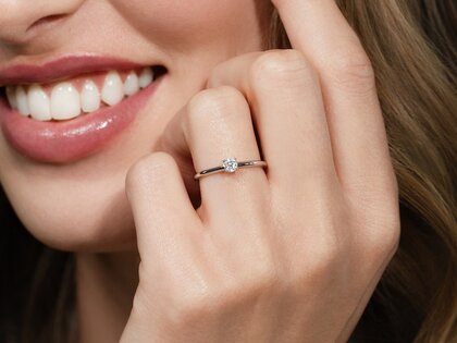 Anello di Fidanzamento Classic 4 in 9K oro giallo con diamante 0,20ct H/SI