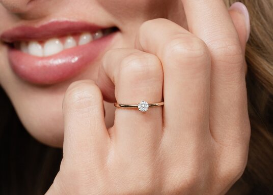 Anello di Fidanzamento Classic 4 in 9K oro bianco con diamante 1,00ct