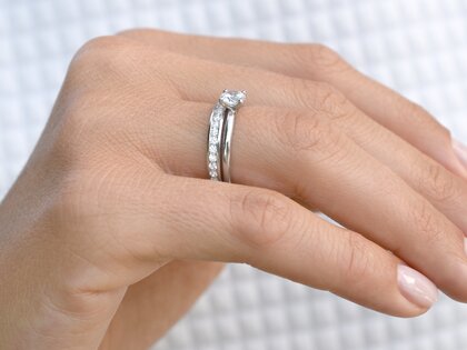 Anello di Fidanzamento Classic 4 in 18K oro bianco con diamante 0,60ct H/SI