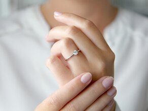 Anello di Fidanzamento Classic 4 in 14K oro bianco con diamante 0,40ct H/SI