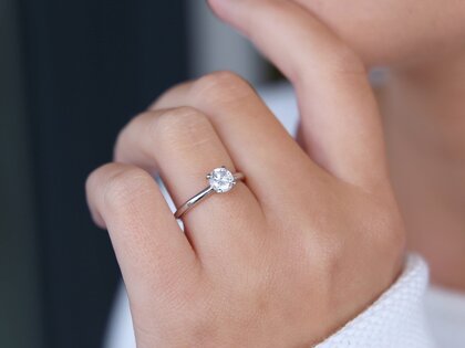 Anello di Fidanzamento Classic 4 in 14K oro bianco con diamante 0,75ct G/SI