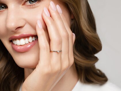 Anello di Fidanzamento Classic 6 in platino 950/- con diamante 0,05ct G/SI