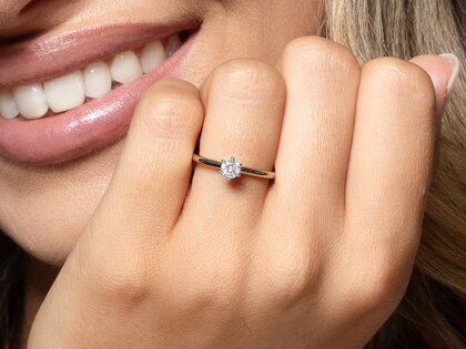 Anello di Fidanzamento Classic 6 in 14K oro giallo con diamante 0,20ct G/SI