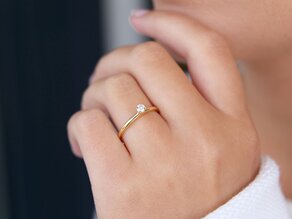 Anello di Fidanzamento Classic 6 in 18K oro giallo con diamante da laboratorio 0,25ct E/VS