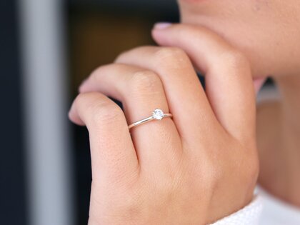 Anello di Fidanzamento Classic 6 in 18K oro bianco con diamante 0,30ct G/IF