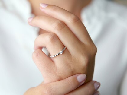 Anello di Fidanzamento Classic Beads in argento 925/- con diamante 0,10ct H/SI