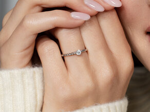 Anello di Fidanzamento Classic Loop in 9K oro bianco con diamante 0,25ct H/SI