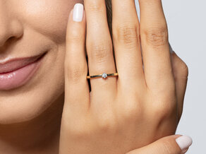 Anello di Fidanzamento Classic Petite in 14K oro giallo con diamante 0,07ct G/SI