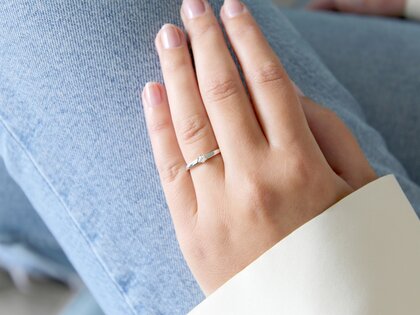 Anello di Fidanzamento Classic Petite in 14K oro bianco con diamante 0,09ct G/SI