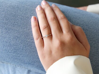 Anello di Fidanzamento Delight in 9K oro bianco con diamante 0,25ct H/SI