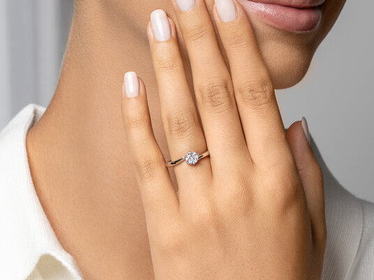 Anello di Fidanzamento Devotion in 9K oro giallo con diamante 0,50ct