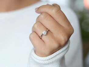 Anello di Fidanzamento Devotion in 18K oro bianco con diamante 1,00ct H/SI