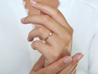 Anello di Fidanzamento Devotion in 18K oro rosa con diamante 0,10ct G/SI