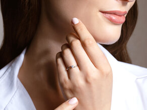 Anello di Fidanzamento Devour in argento 925/- con diamante da laboratorio 0,15ct E/VS
