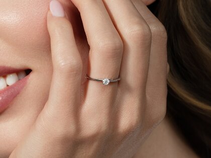 Anello di Fidanzamento Heaven 4 in argento 925/- con diamante 0,15ct G/SI