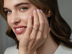 Anello di Fidanzamento Heaven 4 in 18K oro rosa con diamante 0,30ct G/SI