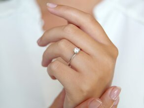 Anello di Fidanzamento Heaven 4 in platino 950/- con diamante 0,50ct G/SI