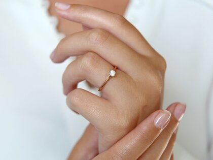 Anello di Fidanzamento Heaven 6 in 18K oro rosa con diamante 0,25ct G/SI