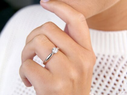 Anello di Fidanzamento Joy in 14K oro bianco con diamante 0,50ct G/VS