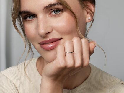 Anello di Fidanzamento Melody in 14K oro giallo con diamante 0,07ct H/SI