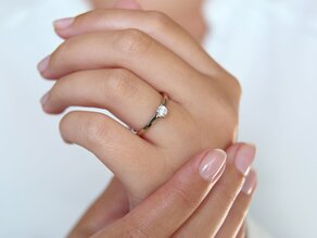 Anello di Fidanzamento Modern in 14K oro bianco con diamante 0,30ct H/SI