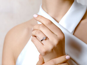 Anello di Fidanzamento Modern in 9K oro bianco con diamante 1,00ct H/SI