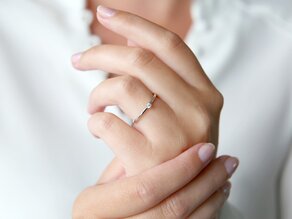 Anello di Fidanzamento Pure in 9K oro bianco con diamante 0,04ct G/SI