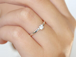 Anello di Fidanzamento Pure in 9K oro giallo con diamante 0,23ct G/SI