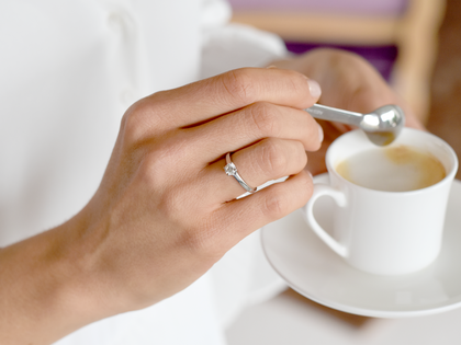 Anello di Fidanzamento Romance in 14K oro bianco con diamante da laboratorio 0,50ct E/VS